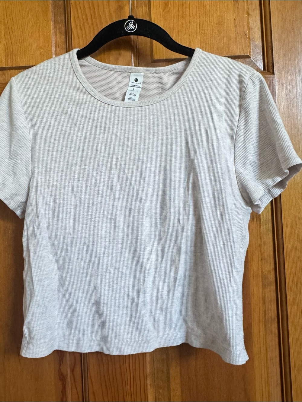 🔥 SALE! 5 for $20 🛍️ Yogalicious Heavenly Rib Tara Crop Short Sleeve Top